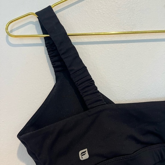 Fabletics Women’s Cross Front Sports Bra Size Medium - Picture 6 of 6
